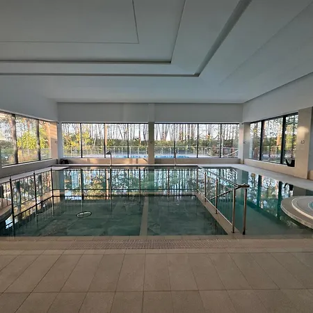 Sea Whisper Hevenia Baseny Spa&wellness شقة